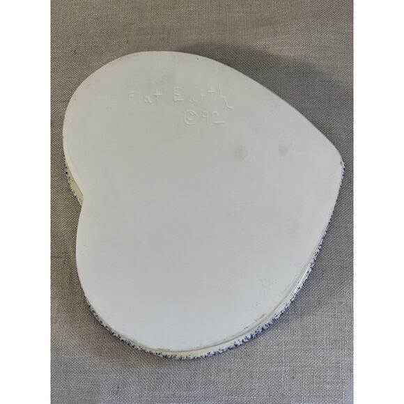 Ceramic Heart Baker White Red Blue Spongeware Serving Dish Flat Earth Clay Works - Picture 3 of 4